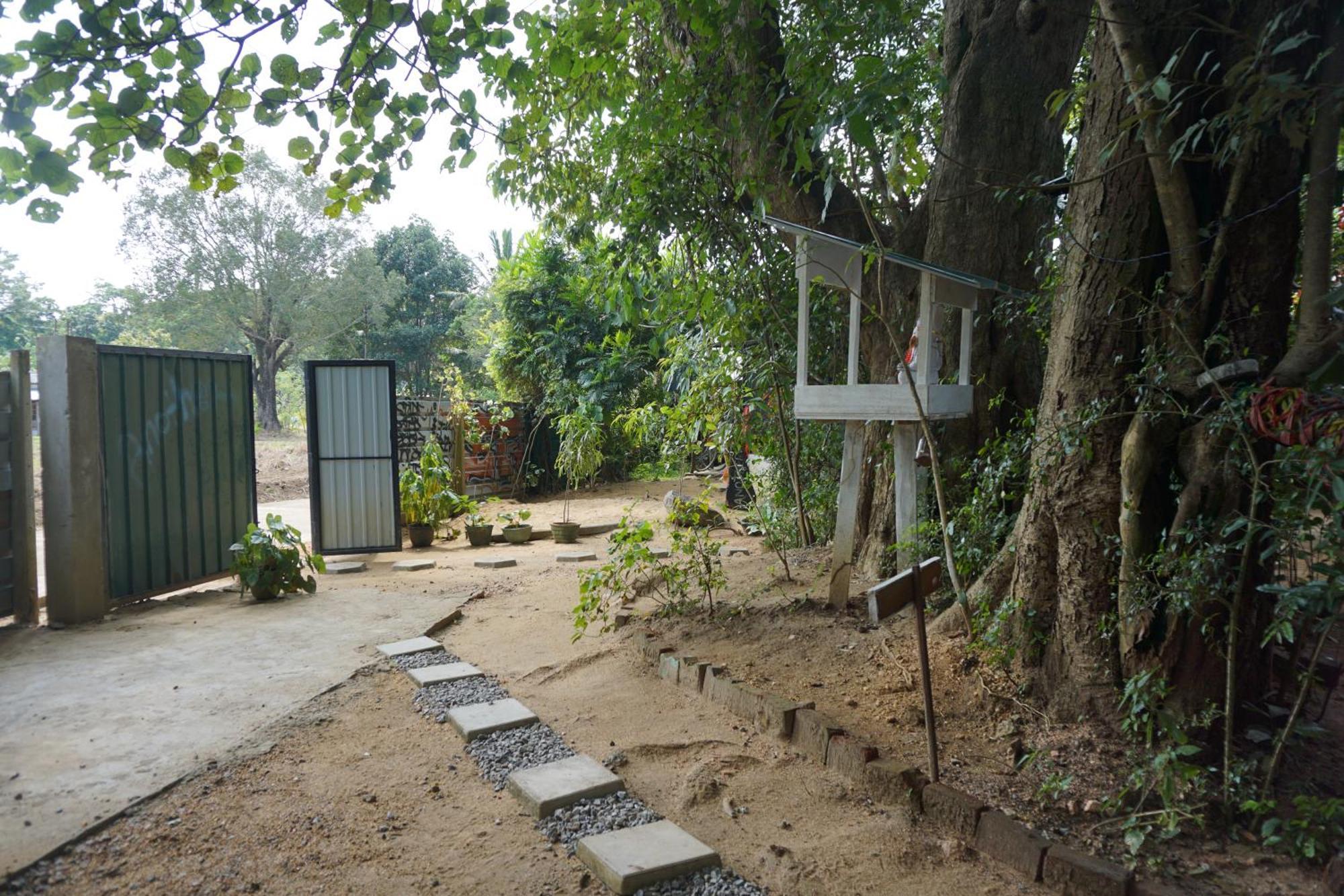 Another World Hostel Sigiriya Exterior photo